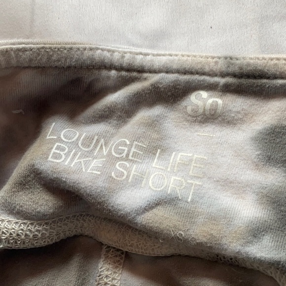 Lounge Life Biker Shorts. Multi Colored. Women’s XS. - Picture 2 of 2